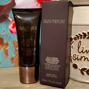Laura Mercier Silk Creme Moisturizing Foundation Photo Edition 1W1 IVORY NIB